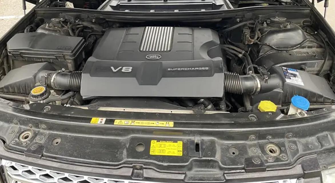 рендж ровер в сервисе