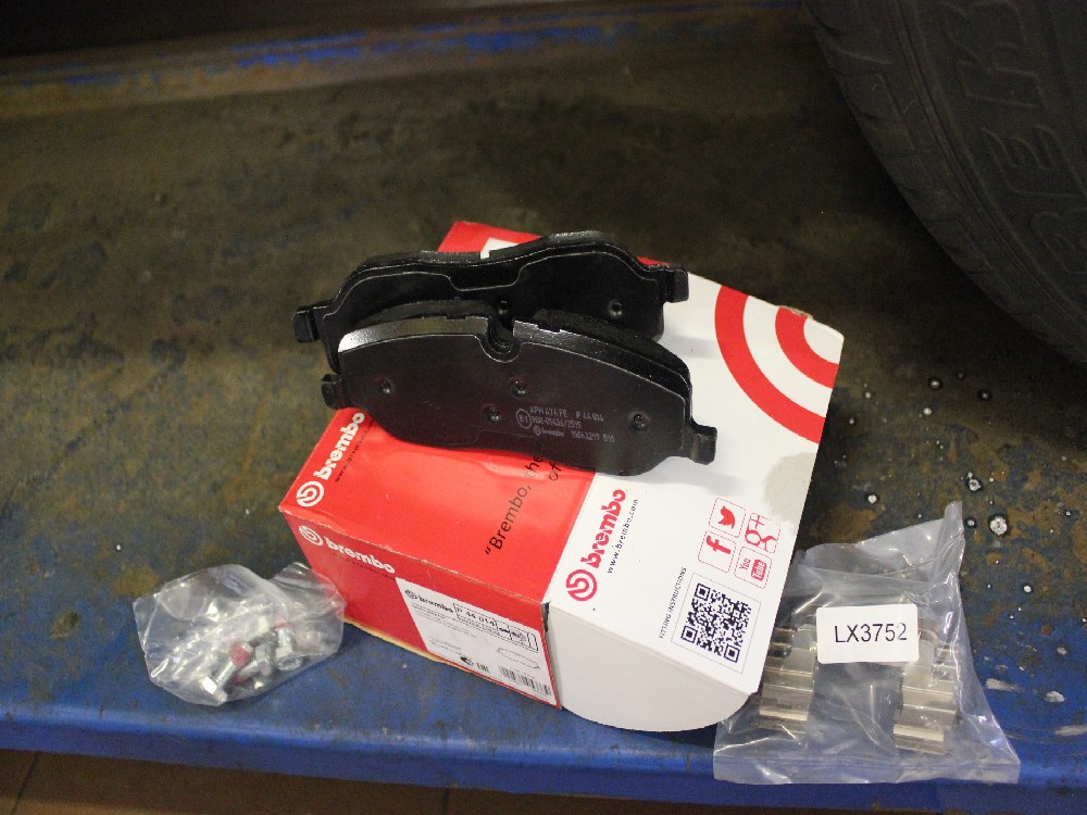 замена колодок ленд ровер 3